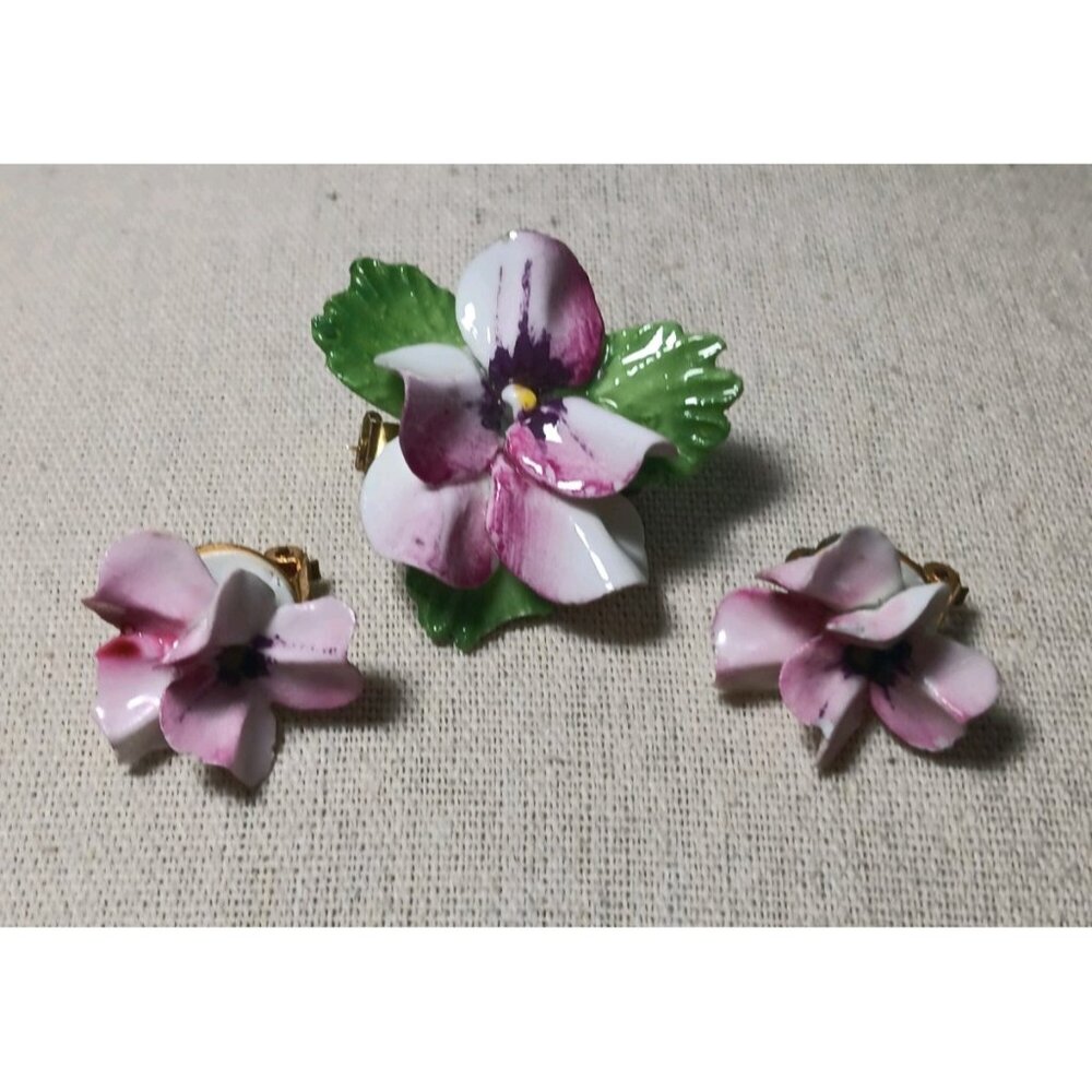 Enameled Floral Brooch and Earrings Made in England (Chipped Leaf)